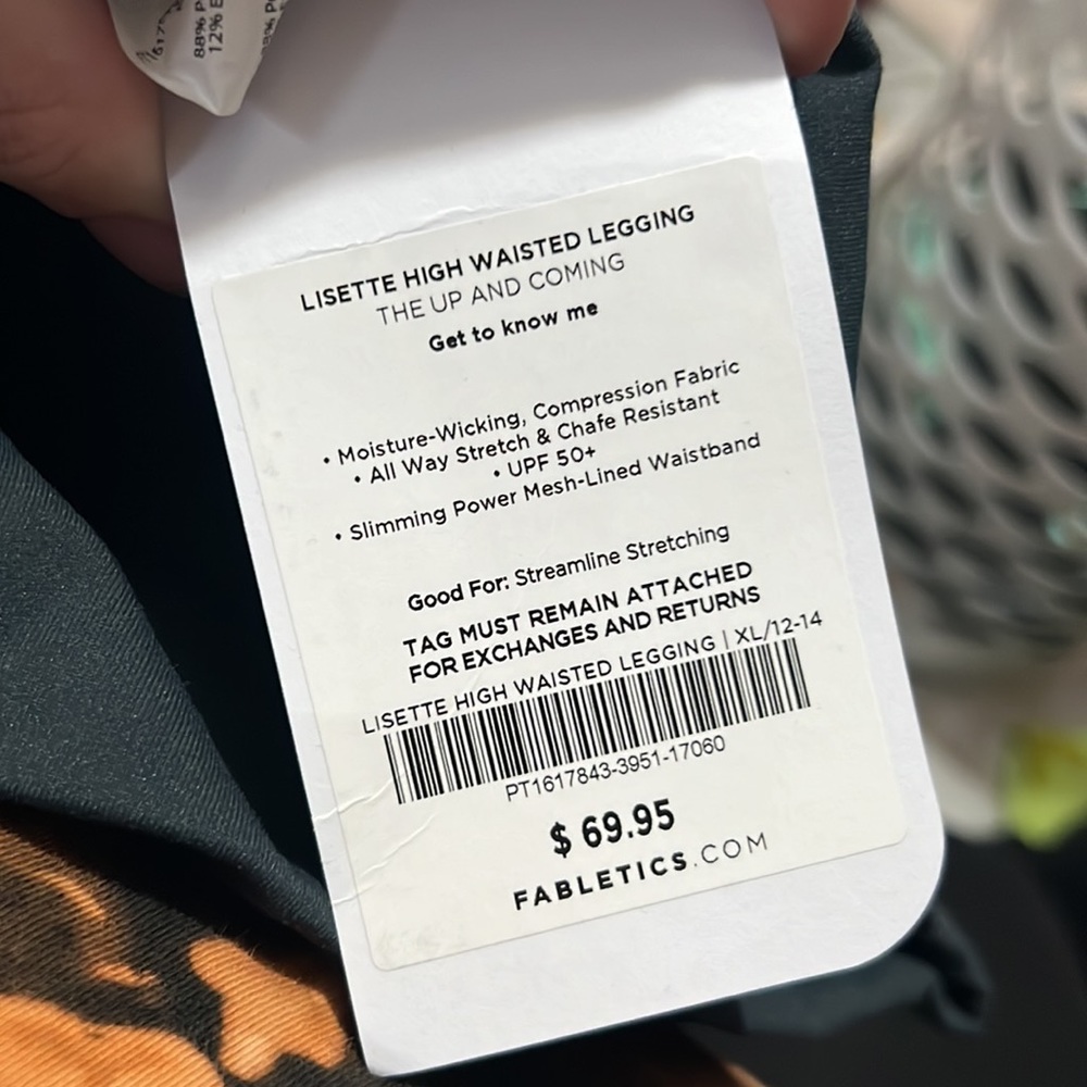 Fabletics - Picture 4 of 9